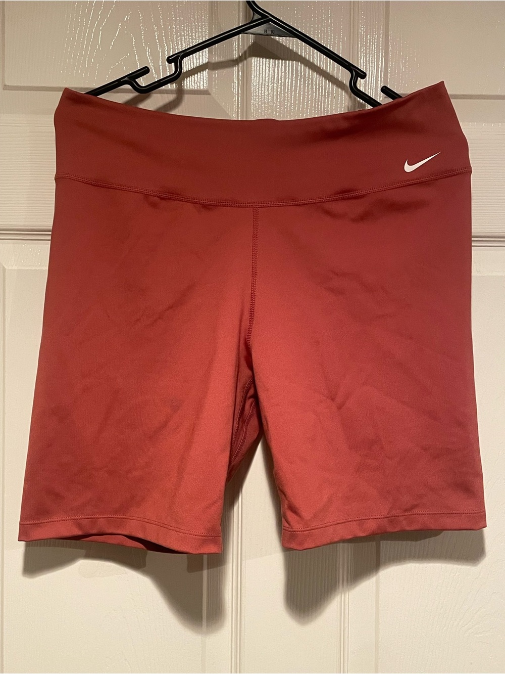 Nike Women's High-Rise Rust Red Bike Shorts